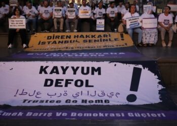 Kayyım nöbeti 73’üncü gününde: Ülke uçurumun kenarında