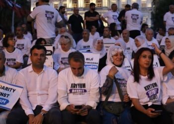 Kayyım karşıtı nöbet İstanbul’da final yaptı: Mücadele sürecek