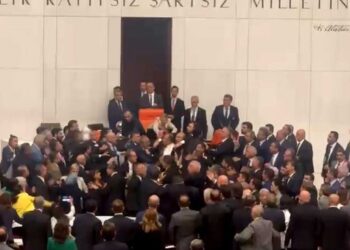 Can Atalay oturumu: Şık, AKP’li Özalan’ın saldırısına uğradı