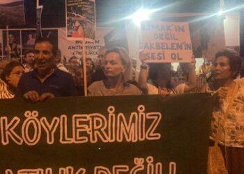 İkizköylüler Limak’ı protesto etti