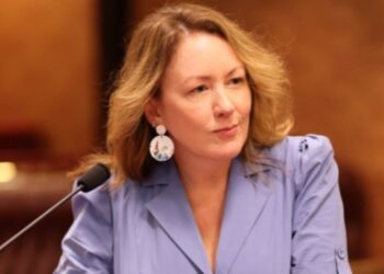 Tecrit Avustralya parlamentosunda tartışıldı
