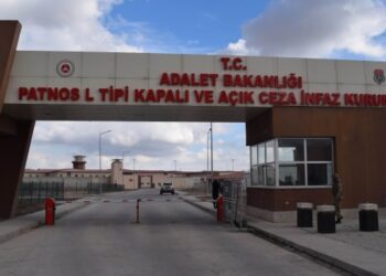 Hasta tutsak Çağlar tedavi edilmiyor