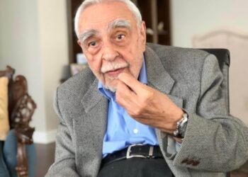 Tarık Ziya Ekinci yaşamını yitirdi
