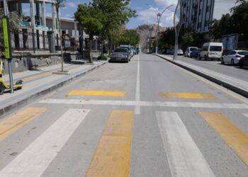 Yazılar bakanlık talimatıyla siliniyormuş: Wan’da Kürtçe de Türkçe de silindi