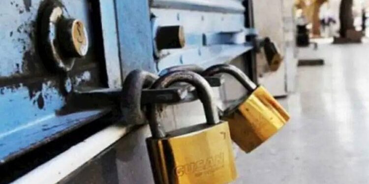 7 ayda 15 bin şirket kapandı, 51 bin esnaf kepenk indirdi; karşılıksız çeklerde patlama yaşandı