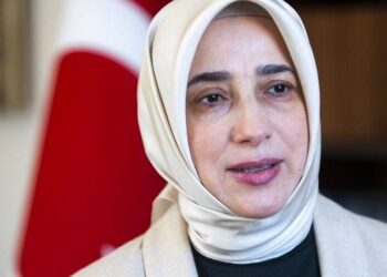 AKP Grup Başkanvekili Özlem Zengin: Dilruba bence tutuksuz yargılansın