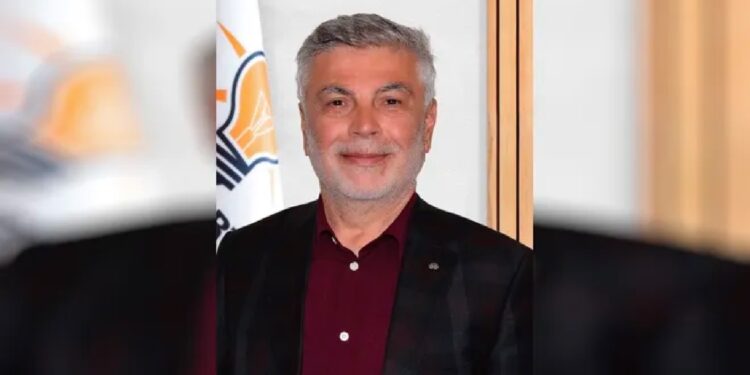 AKP Sakarya İl Başkan Yardımcısı Gökdemir, yorgun mermiyle yaralandı