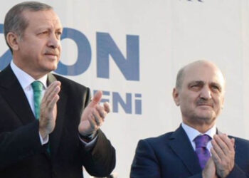 AKP'li Eski Bakan Ağzını Bozdu: 'Nah Kalkınırsınız'