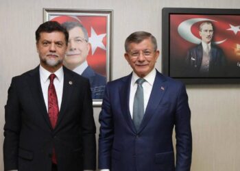 AKP'ye geçeceği iddia edilen Gelecek Partili Nedim Yamalı sessizliğini bozdu: Davutoğlu’nun haberi var