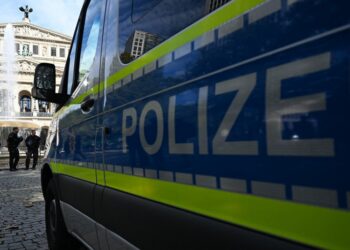 ALMANYA | Polis, Türk düğün konvoyundaki araçlara el koydu