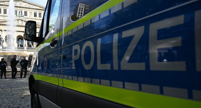 ALMANYA | Polis, Türk düğün konvoyundaki araçlara el koydu