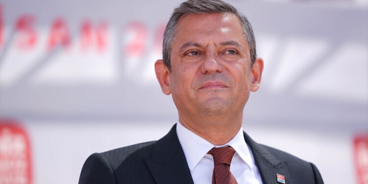 Abdurrahman Dilipak, “Özgür Özel vurulmuş” dedi, CHP’den açıklama geldi