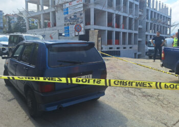 Alacak Verecek Kavgası Kanlı Bitti: Bacağından Silahla Vuruldu