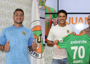 Alanyaspor'dan iki transfer açıklaması birden