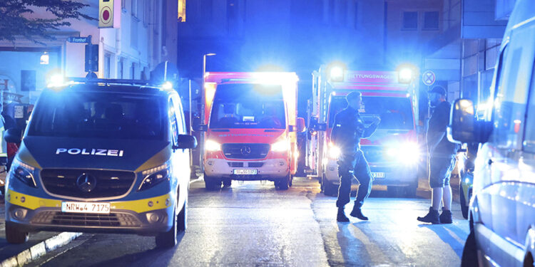 Alman polisi, Solingen’de üç kişiyi öldüren saldırganı gözaltına aldı
