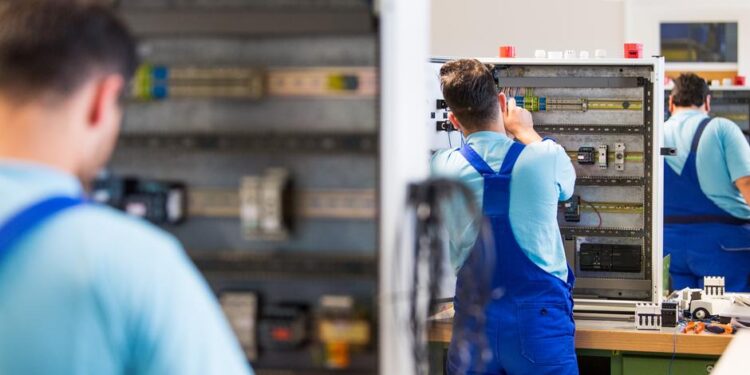 Almanya'da şirketlerin yarısı çırak bulamıyor