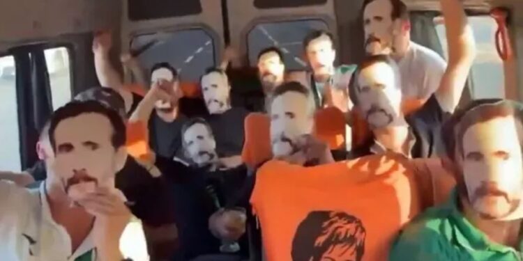 Amedspor maçına “Yeşil” maskeleriyle giden 11 Sakaryaspor taraftarı gözaltına alındı