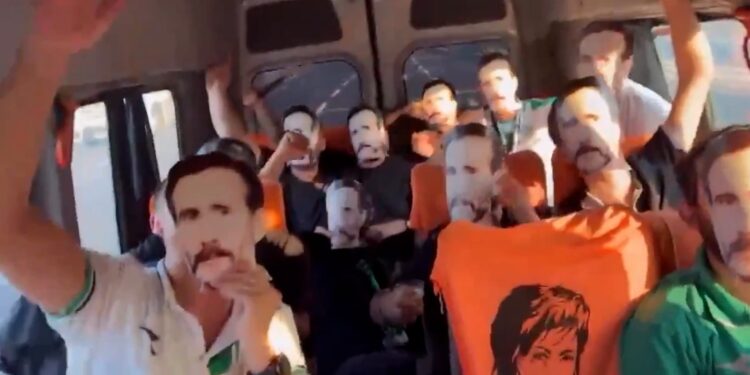 Amedspor maçına giderken ‘Yeşil’ maskesi taktılar