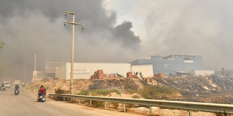 Ankara’dan Bolu’ya sıçrayan yangın kontrol altına alındı