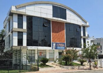 Antalya İl Milli Eğitim Müdürlüğü harekete geçti, kaçak Rus okullarına kapatma kararı