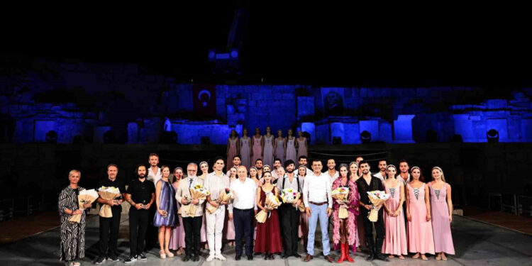 Antik Kentte Bale Gösterisi