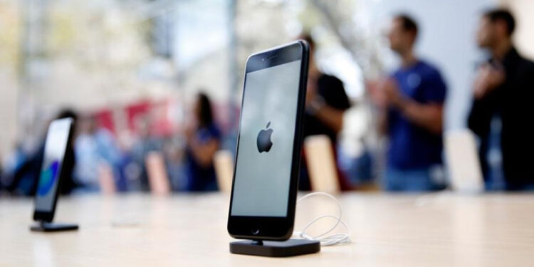 Apple Açıkladı! Telefonu Bu Şekilde Şarj Etmemek Gerekiyormuş