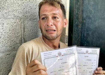 Babaları doğum belgelerini çıkarttı; İsrail o sırada 4 günlük ikiz bebeklerini öldürdü
