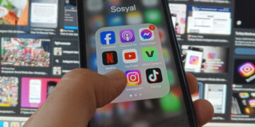 Bakan Uraloğlu: Instagram konusunda yaptığımız görüşmelerde istediğimiz sonucu alamadık