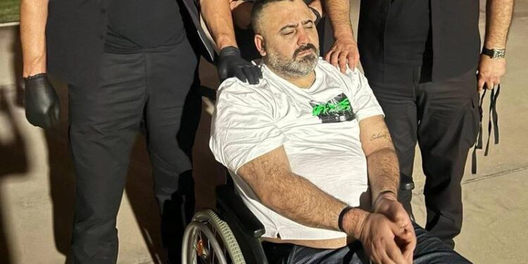 Belden aşağısı tutmayan, 42 suç kaydı olan örgüt lideri Camgöz Türkiye'ye iade edildi