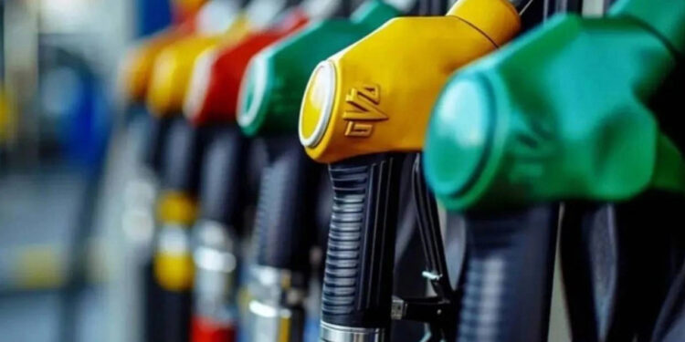 Benzin ve Motorine İndirim! Tabela Değişti