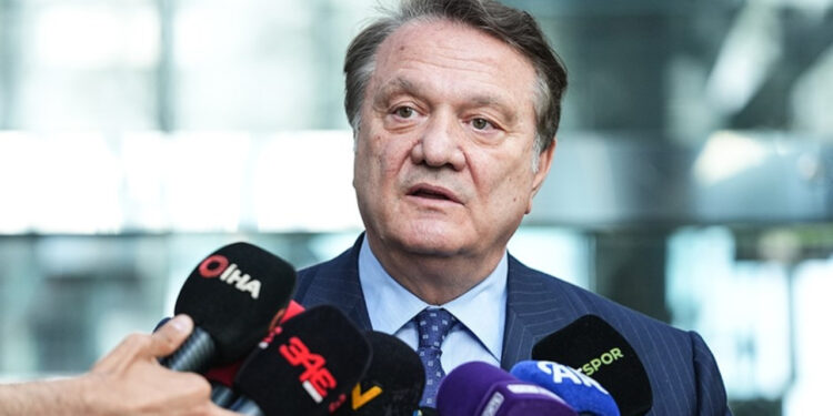 Beşiktaş Başkanı Arat'tan Transfer Açıklaması