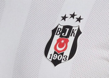 Beşiktaş, Bir Oyuncuyla Daha Yollarını Ayırıyor