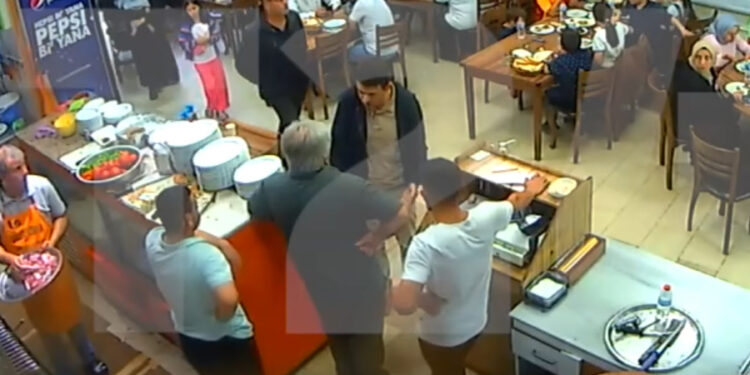 Boş masa olmadığı için lokanta çalışanlarını gözaltına aldırdığı iddia edilmişti: Savcı, yumruklu saldırıya uğramış!