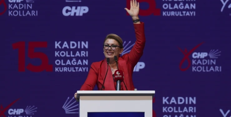 CHP Kadın Kolları Başkanlığı seçimini Asu Kaya kazandı