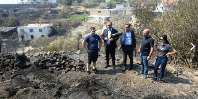 CHP heyeti yangın bölgesinde incelemelerde bulundu