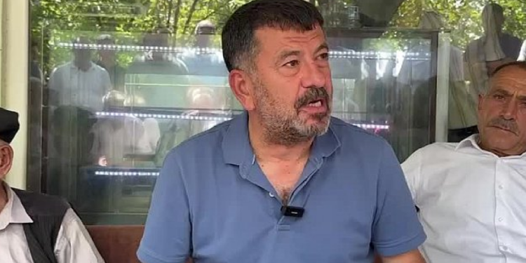 CHP'li Veli Ağbaba'dan Tarım Bakanı Yumaklı'ya Tepki: 'Çiftçi Kan Ağlıyor Bakanın Konuştuğu Mesele Başörtüsü'