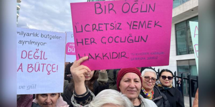 Çocuklar yoksulluk nedeniyle yeterli beslenemiyor!