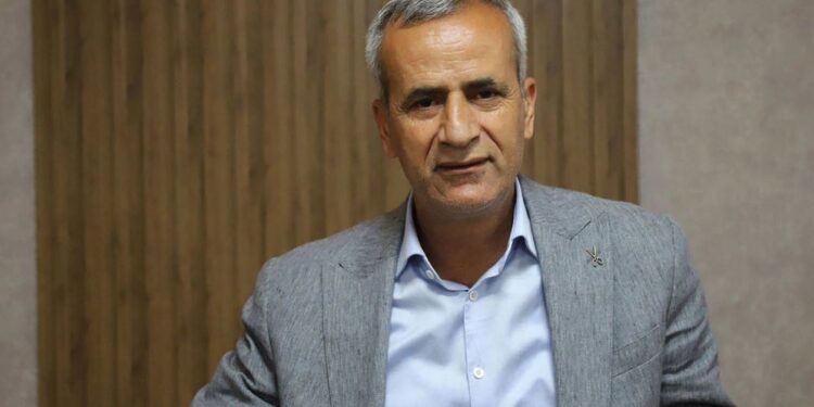 DEM Parti’nin disiplin soruşturması başlattığı belediye başkanı istifa etti