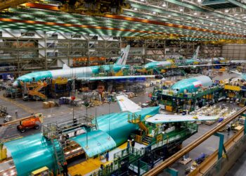 David Calhoun bırakıyor; skandalların merkezindeki Boeing’e yeni CEO