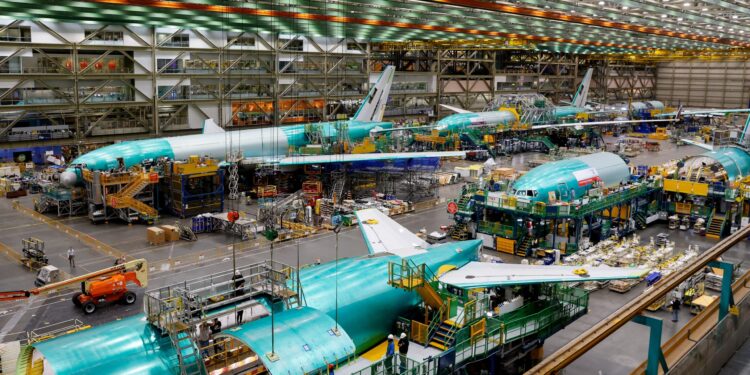 David Calhoun bırakıyor; skandalların merkezindeki Boeing’e yeni CEO