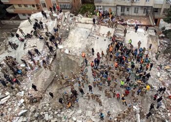 Deprem bölgesindeki vatandaşların vergi borçları için ilave süre verilecek