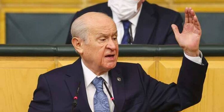 Devlet Bahçeli Ahmet Şık’ı ve DEM partiyi hedef aldı: “Maaşları kesilerek, şehit ailelerine aktarılsın”