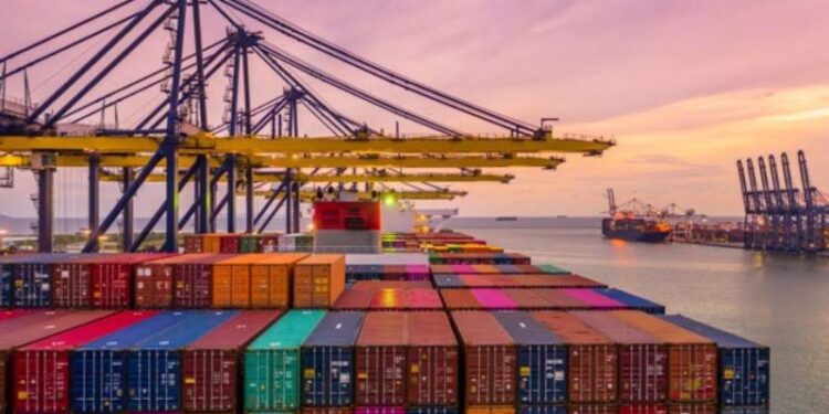 Dış ticaret açığı temmuzda 7,3 milyar dolar oldu