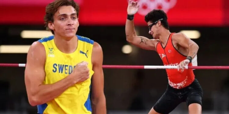 Dünya Rekortmeni Duplantis'ten Ersu Şaşma'ya Övgü: 'Finalde Türk Sporcu Görmek Harika'