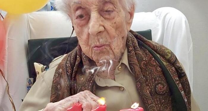 Dünyanın en yaşlı insanı 117 yaşında hayatını kaybetti