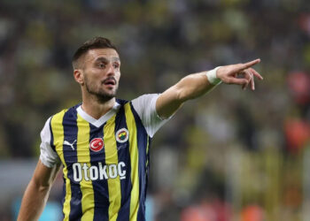 Dusan Tadic'ten Mevki Sorusuna Yanıt: 'Fenerbahçe'nin Askerleriyiz'