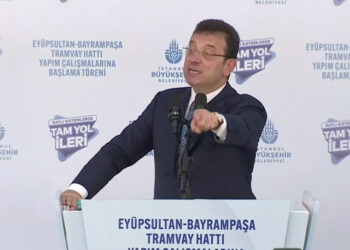 Ekrem İmamoğlu sert çıktı: “Üsküdar’da, Boğaz’ın kıyısına imar iznini veren Şehircilik Bakanlığı!”