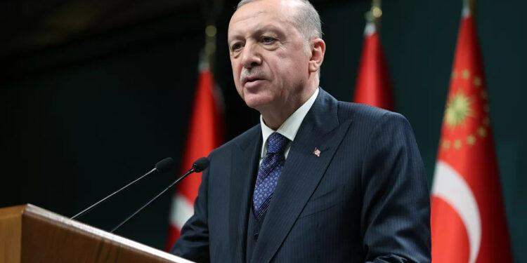 Erdoğan, Bitlis'te: 'Eski Türkiye Artık Tamamen Geride Kalmıştır'