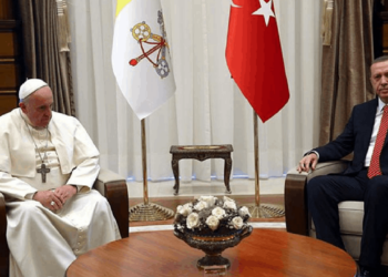 Erdoğan Olimpiyat Açılışındaki Gösterileri Papa'ya Şikayet Etti