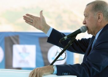 Erdoğan’ın ‘yokluk, yoksulluk bitti’ sözüne vatandaştan yanıt: Ne diyelim, konuşsak tutuklanacağız!